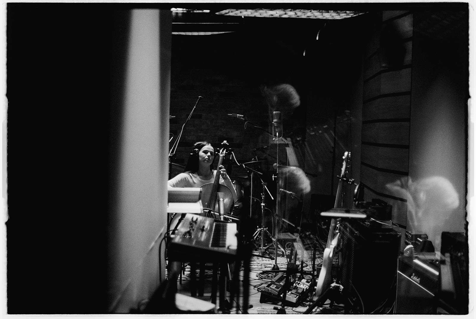 English Teacher / Charlie Barclay-Harris - @charliebarclayharris